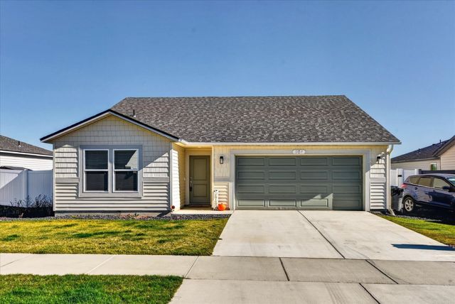 221 S Winesap Ave, Deer Park, WA 99006 property photo
