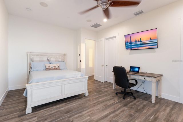 208 22ND STREET COURT NE, Bradenton, FL 34208