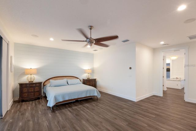 208 22ND STREET COURT NE, Bradenton, FL 34208