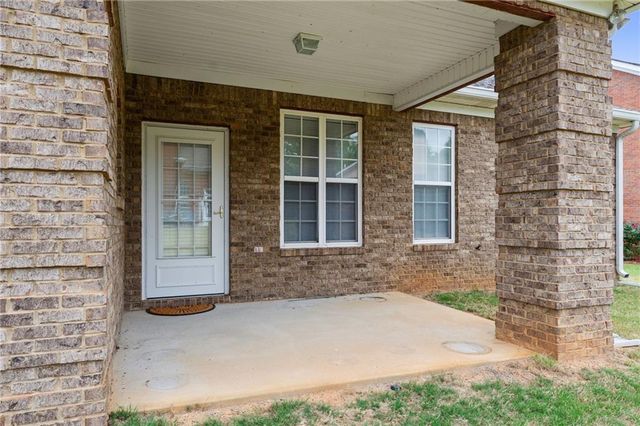 8515 Spivey Village Way, Jonesboro, GA 30236