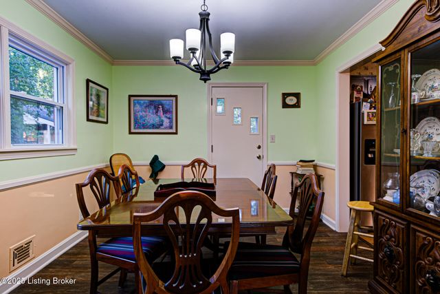 4909 Clarmar Rd, Louisville, KY 40299