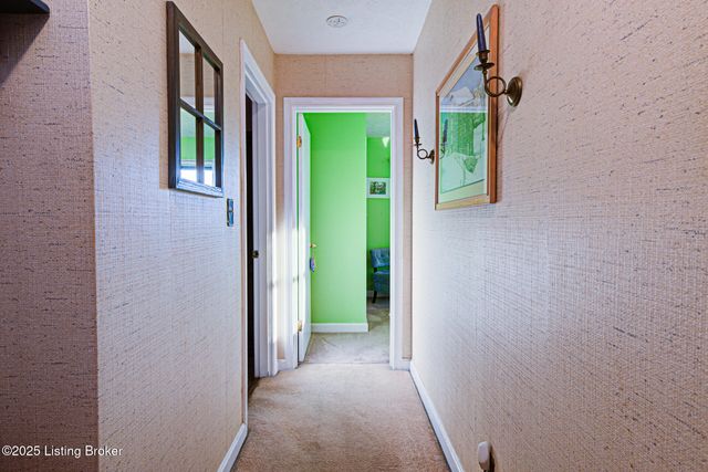 4909 Clarmar Rd, Louisville, KY 40299