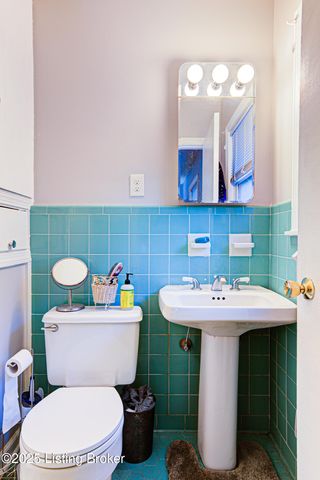 4909 Clarmar Rd, Louisville, KY 40299