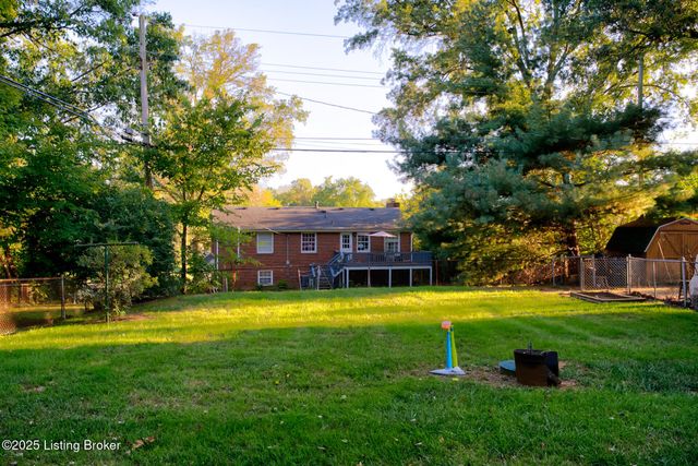 4909 Clarmar Rd, Louisville, KY 40299