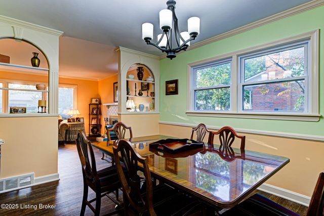 4909 Clarmar Rd, Louisville, KY 40299