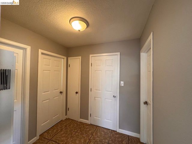 1936 & 1944 Vine Ln, Antioch, CA 94509