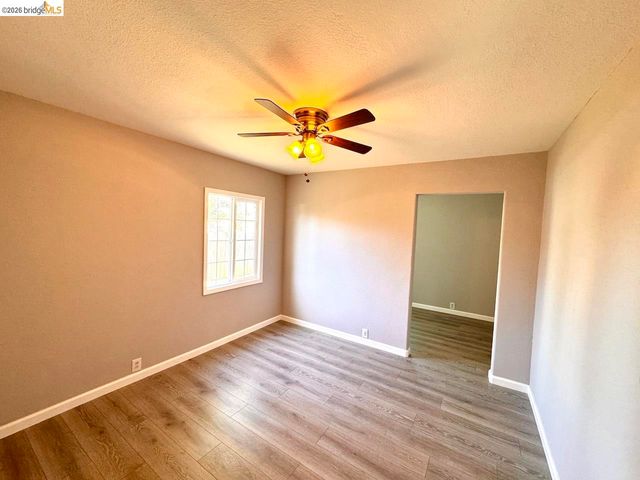 1936 & 1944 Vine Ln, Antioch, CA 94509