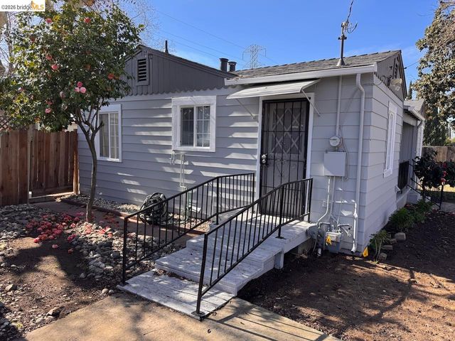 1936 & 1944 Vine Ln, Antioch, CA 94509