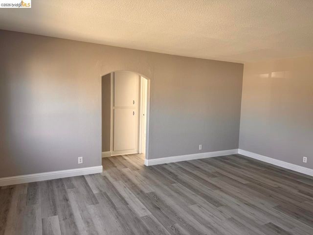 1936 & 1944 Vine Ln, Antioch, CA 94509