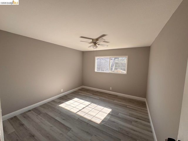 1936 & 1944 Vine Ln, Antioch, CA 94509