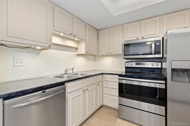3550 S Harlan Street 124, Denver, CO 80235