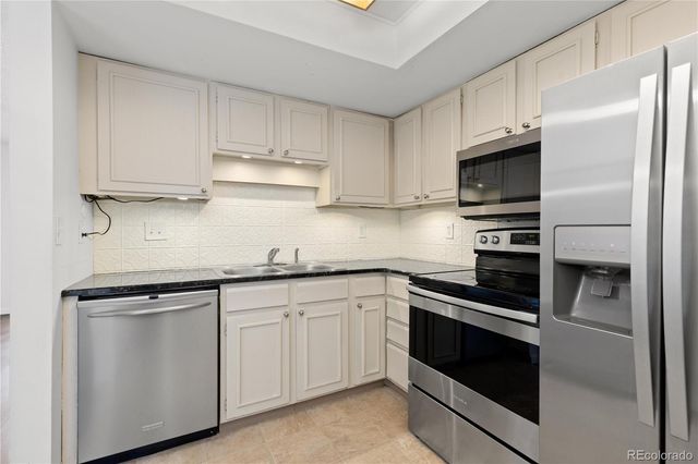 3550 S Harlan Street 124, Denver, CO 80235