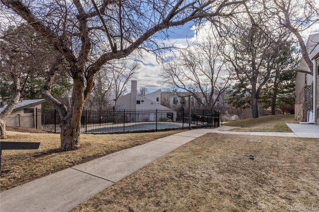 3550 S Harlan Street 124, Denver, CO 80235