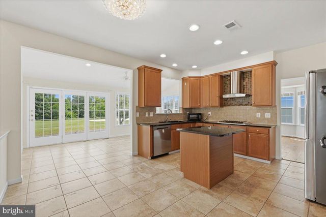 20242 HIDDEN CREEK CT, Ashburn, VA 20147