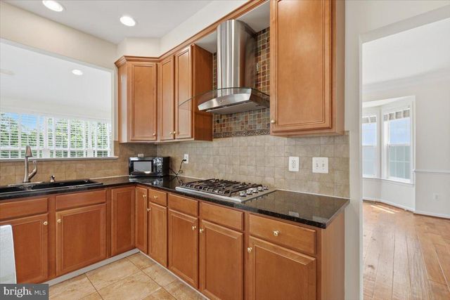 20242 HIDDEN CREEK CT, Ashburn, VA 20147