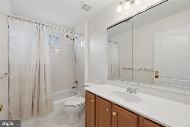 20242 HIDDEN CREEK CT, Ashburn, VA 20147