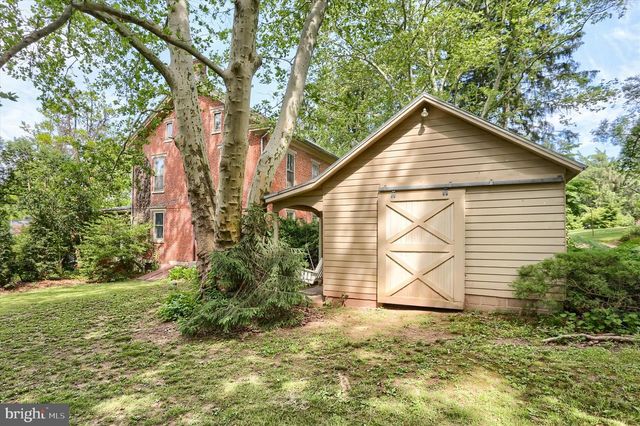 5531 SPRING RD, Shermans Dale, PA 17090