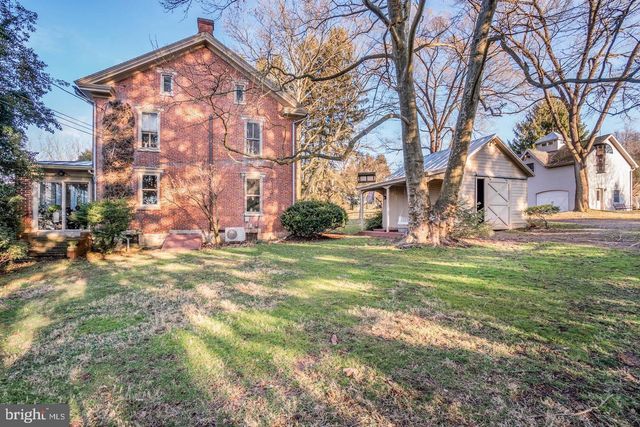5531 SPRING RD, Shermans Dale, PA 17090