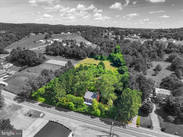 5531 SPRING RD, Shermans Dale, PA 17090