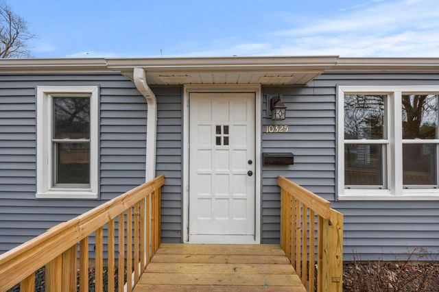 10325 Grand Avenue S, Bloomington, MN 55420