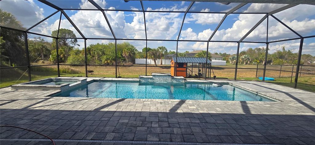 Image 3 of property listing at 1801 JOHANNESBERG ROAD, North Port, FL 34288