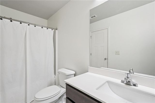 1400 Sugar Glen Court, Lawrenceville, GA 30044