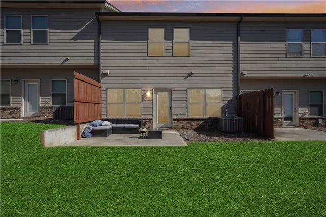 1400 Sugar Glen Court, Lawrenceville, GA 30044