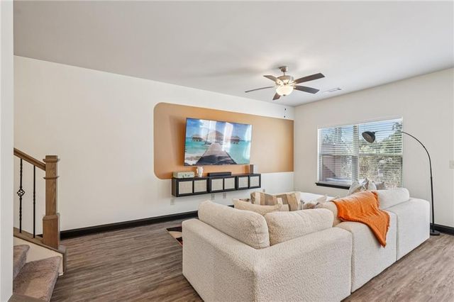 1400 Sugar Glen Court, Lawrenceville, GA 30044