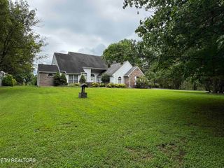 213 Pembroke Drive, Sevierville, TN 37876