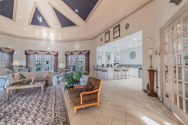 9064 LAKE CHASE ISLAND WAY, Tampa, FL 33626