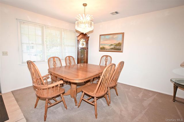 347 Oakwood Avenue, Bayport, NY 11705