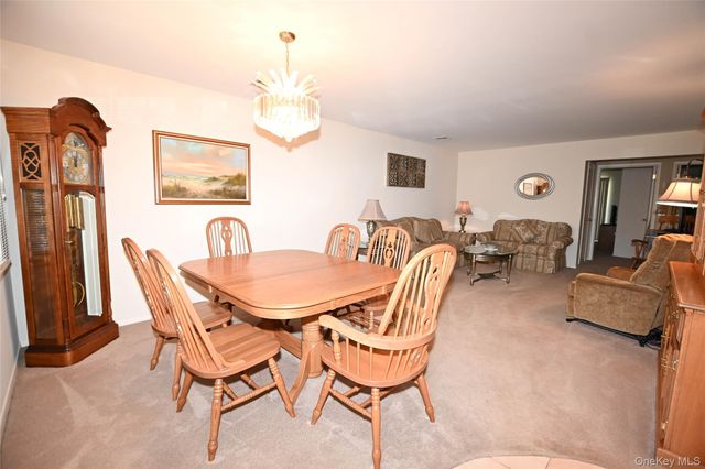 347 Oakwood Avenue, Bayport, NY 11705