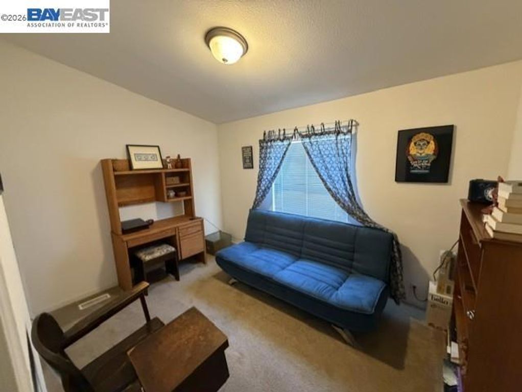 Image 24 of property listing at 29231 Whalebone Way, Hayward, CA 94544