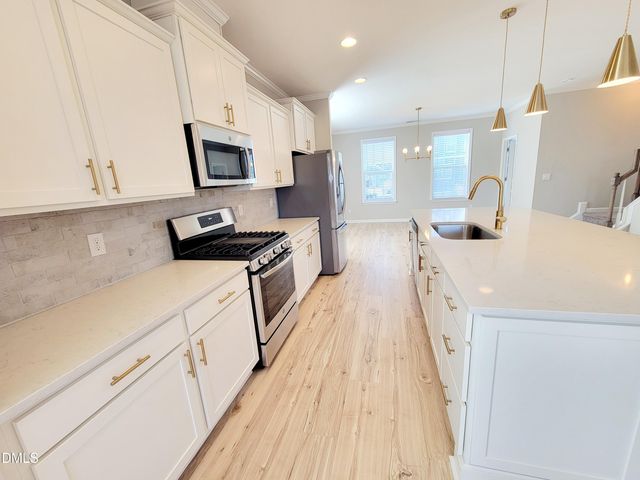 6010 Kayton Street, Raleigh, NC 27616