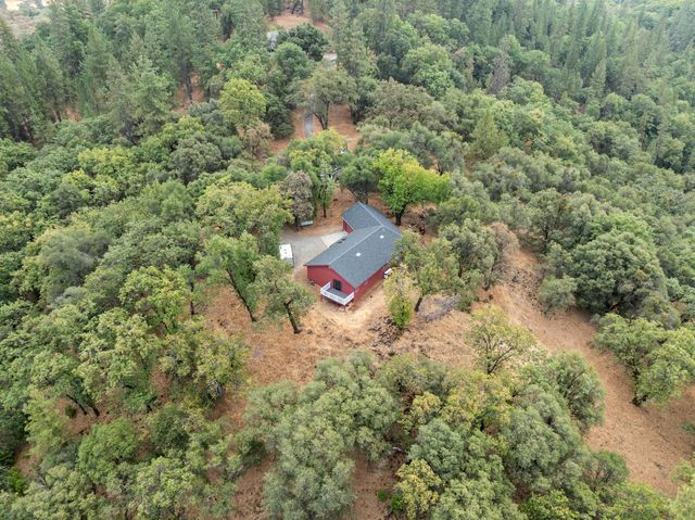 11796 Palomino Pl, Grass Valley, CA 95949