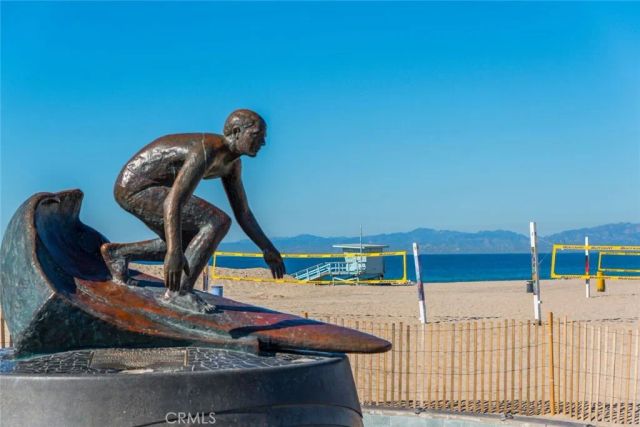 1720 Ardmore Avenue 212, Hermosa Beach, CA 90254