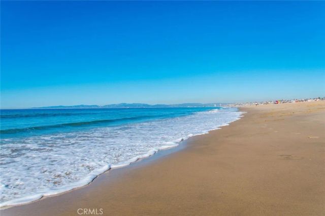 1720 Ardmore Avenue 212, Hermosa Beach, CA 90254