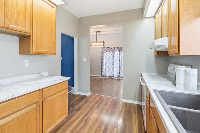 911 Franklin Street, Pella, IA 50219