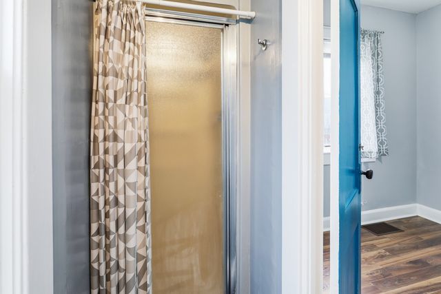 911 Franklin Street, Pella, IA 50219