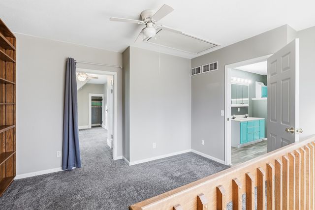 911 Franklin Street, Pella, IA 50219