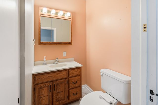 911 Franklin Street, Pella, IA 50219