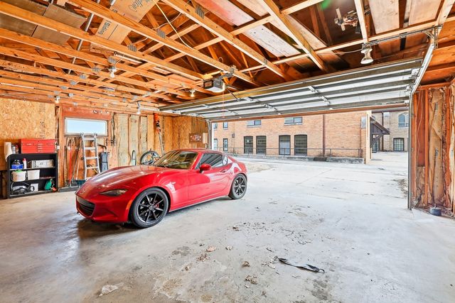 911 Franklin Street, Pella, IA 50219