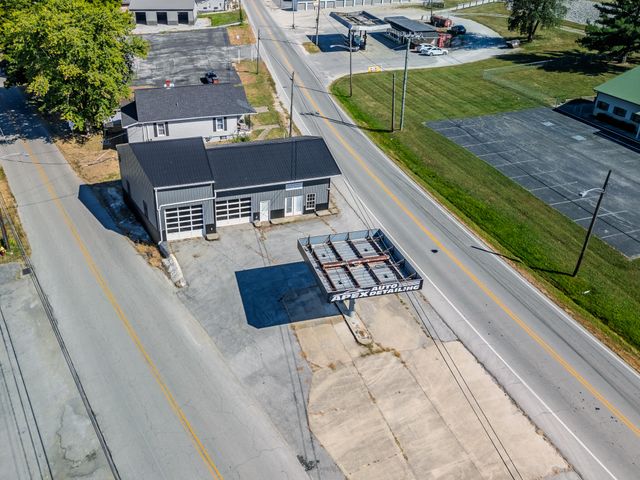 405 W Water Street, Flemingsburg, KY 41041