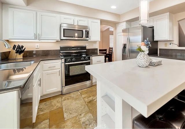 34 Santa Monica, Aliso Viejo, CA 92656