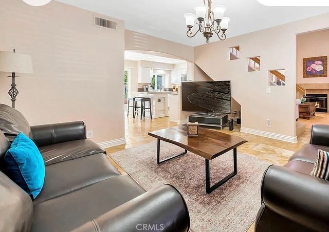 34 Santa Monica, Aliso Viejo, CA 92656