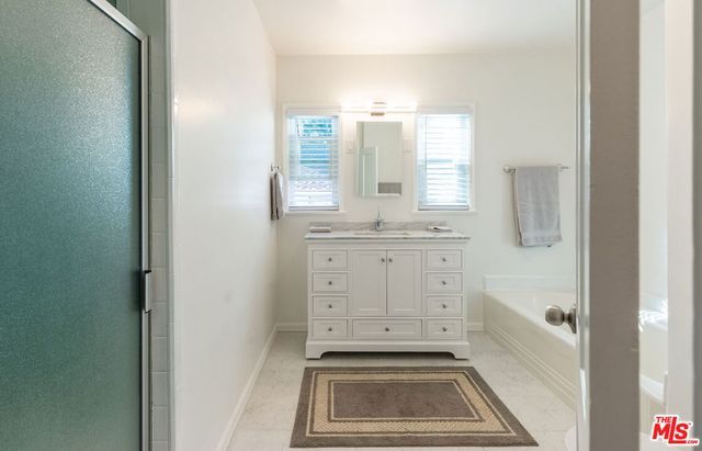 2771 CLUB Drive, Los Angeles, CA 90064