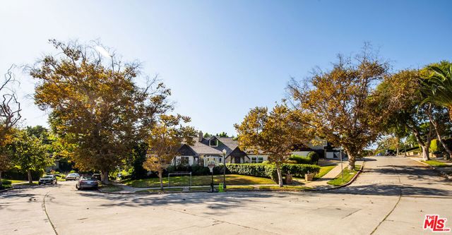 2771 CLUB Drive, Los Angeles, CA 90064