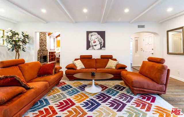 2771 CLUB Drive, Los Angeles, CA 90064