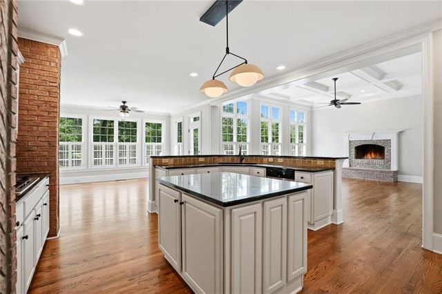 315 Lake Bend Court, Milton, GA 30004