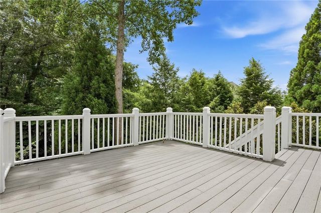 315 Lake Bend Court, Milton, GA 30004